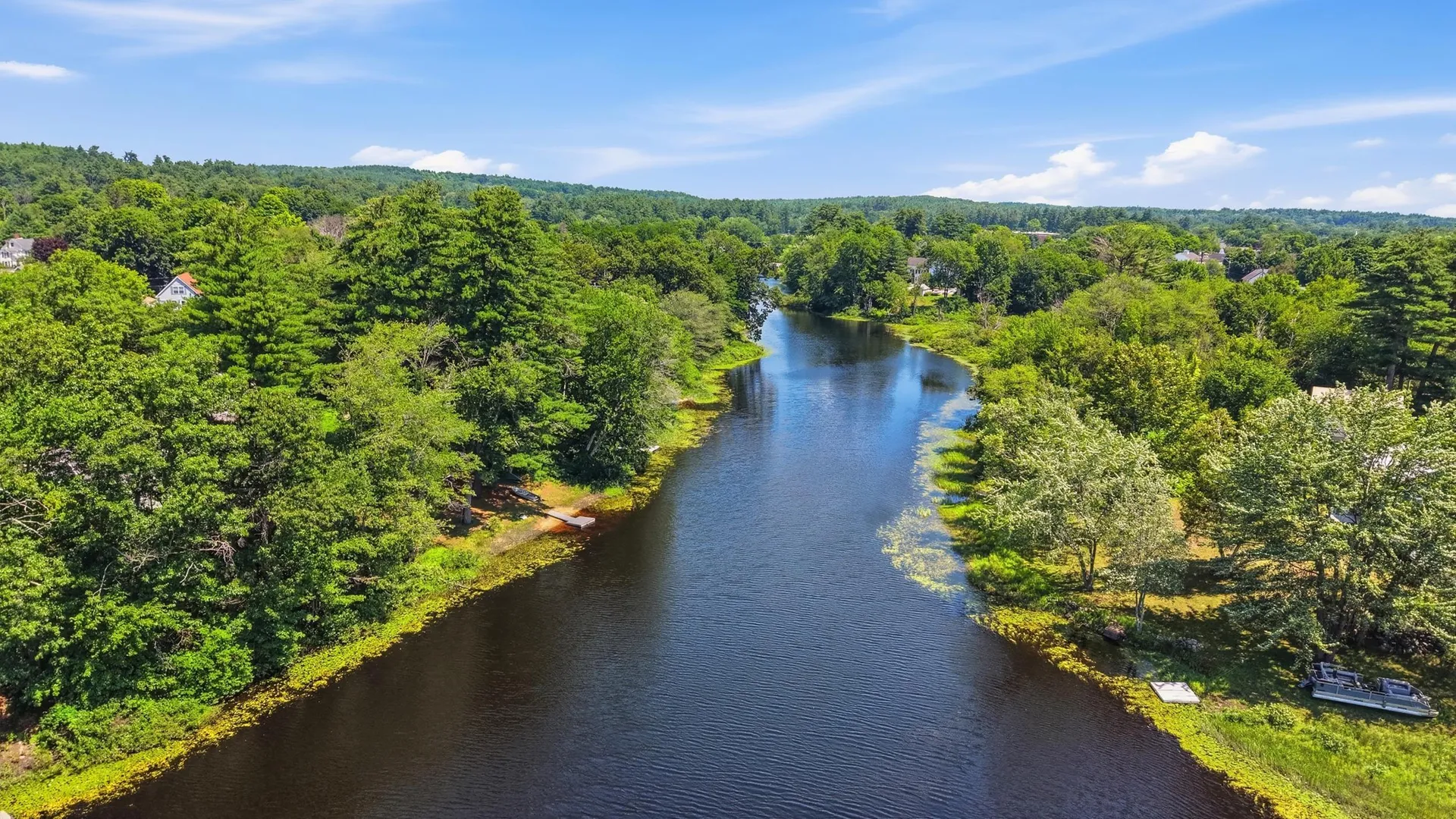 27 Old Manchester Road Raymond NH 03077