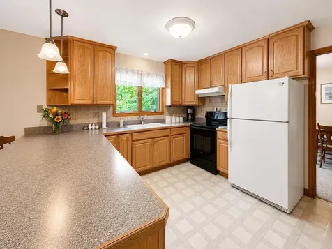 11 Rivendell Drive Essex Junction VT 05452