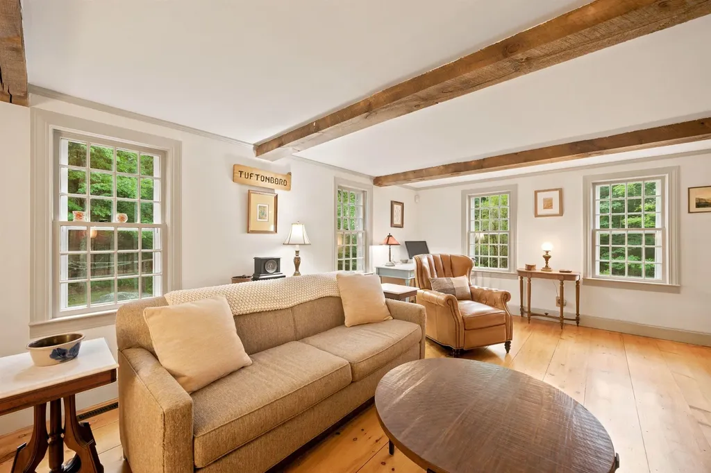 6 Marisue Terrace Tuftonboro NH 03816