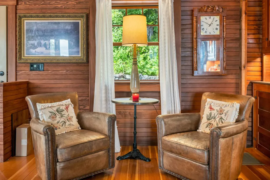 101 Belknap Point Road Gilford NH 03249