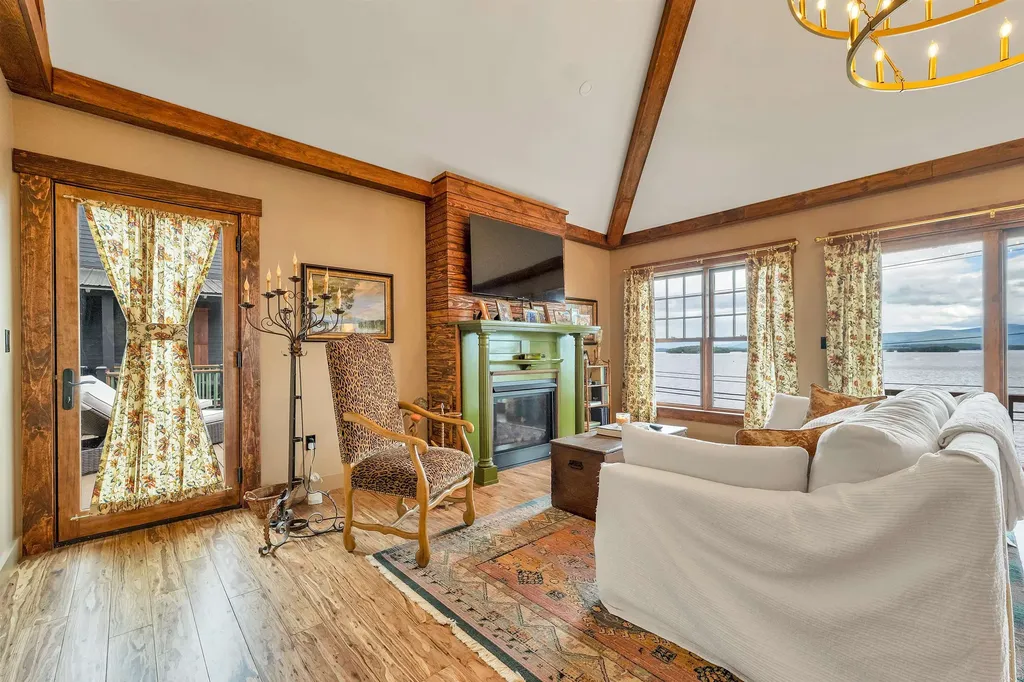 101 Belknap Point Road Gilford NH 03249
