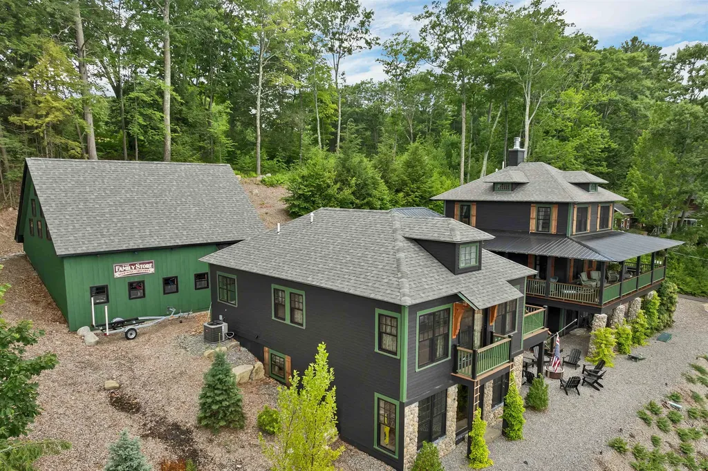 101 Belknap Point Road Gilford NH 03249