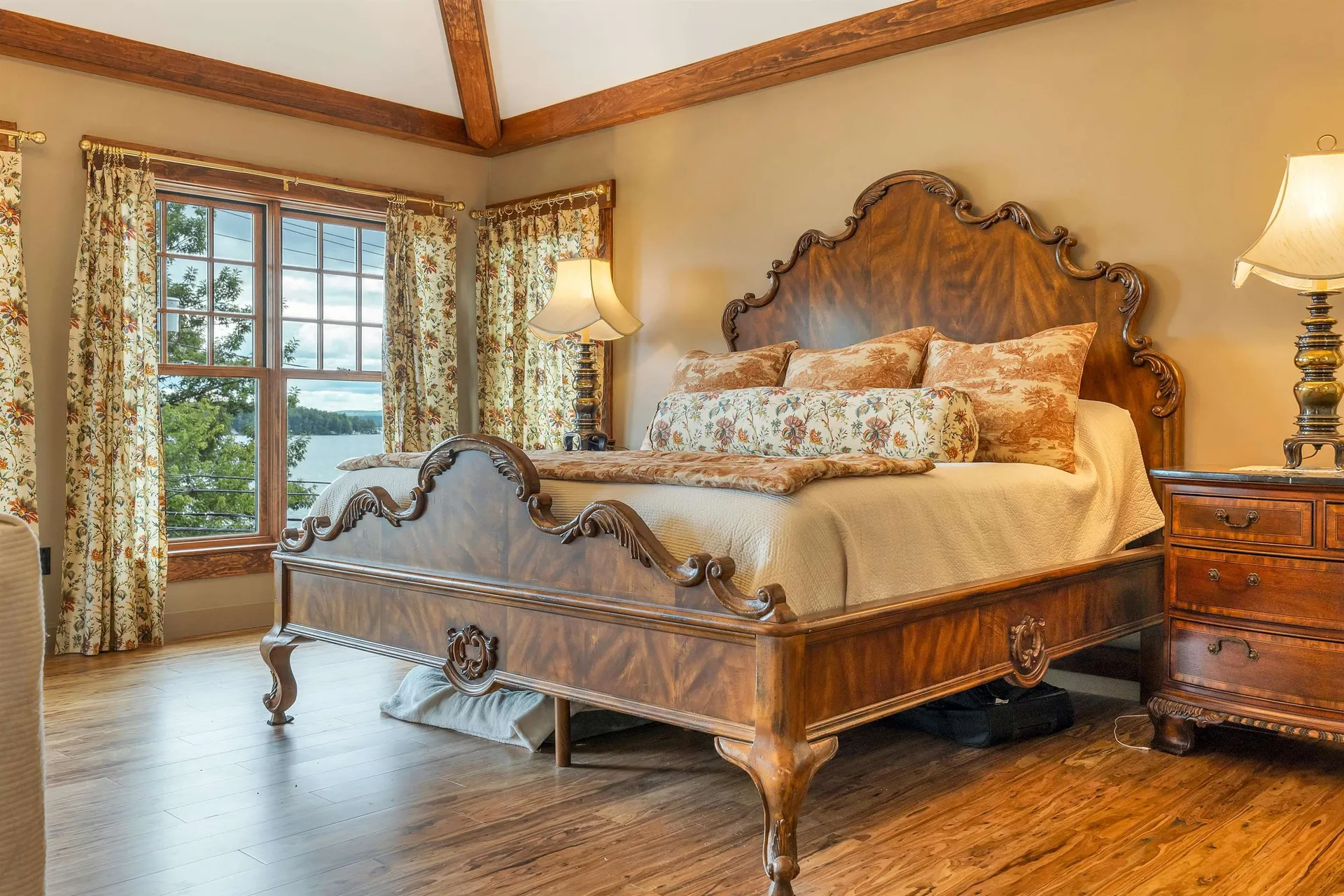 101 Belknap Point Road Gilford NH 03249