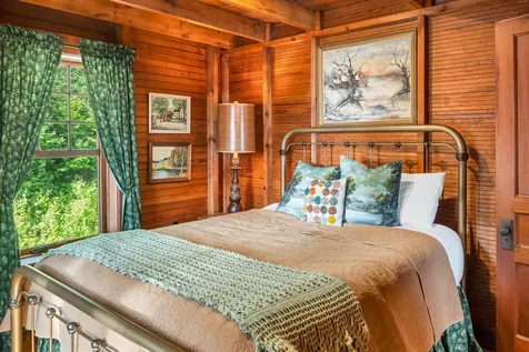 101 Belknap Point Road Gilford NH 03249