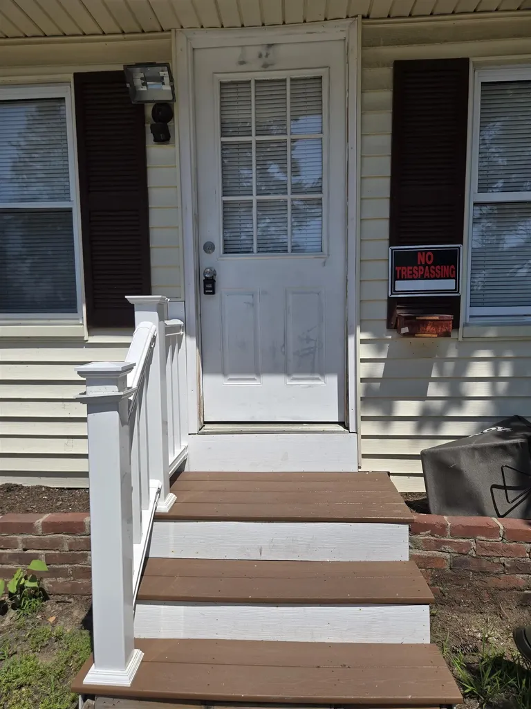 12 E Side Drive Concord NH 03301