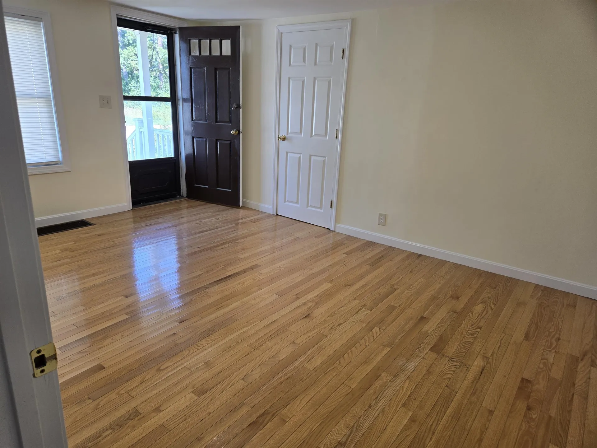 12 E Side Drive Concord NH 03301