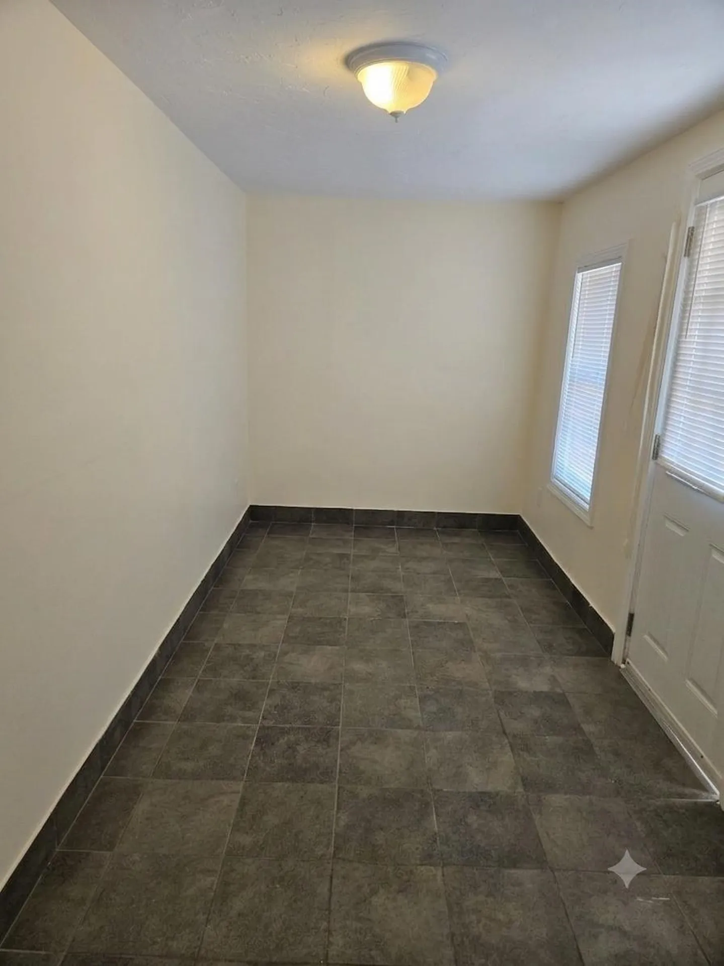 12 E Side Drive Concord NH 03301
