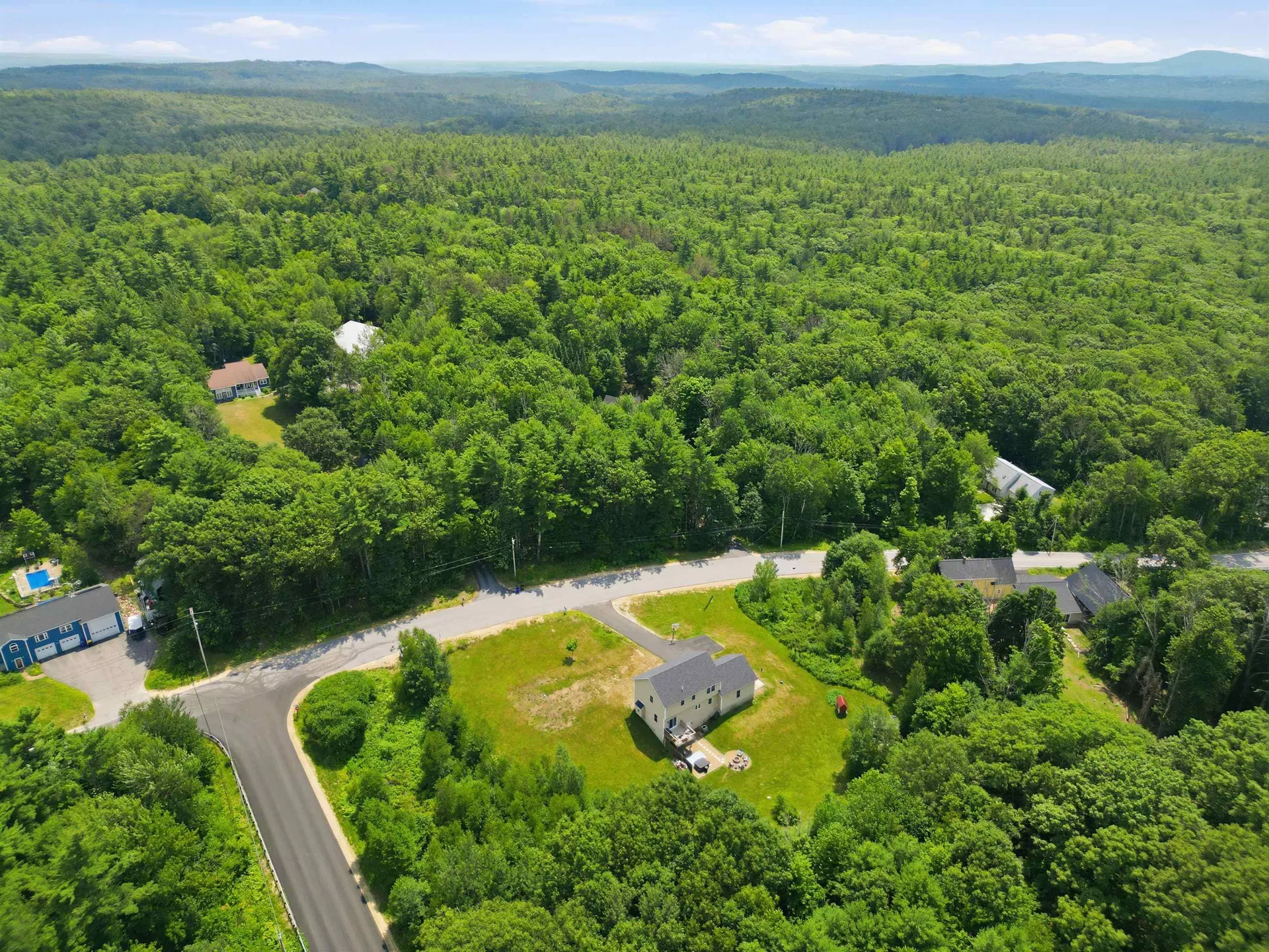 34 Dunbarton Center Road Bow NH 03304