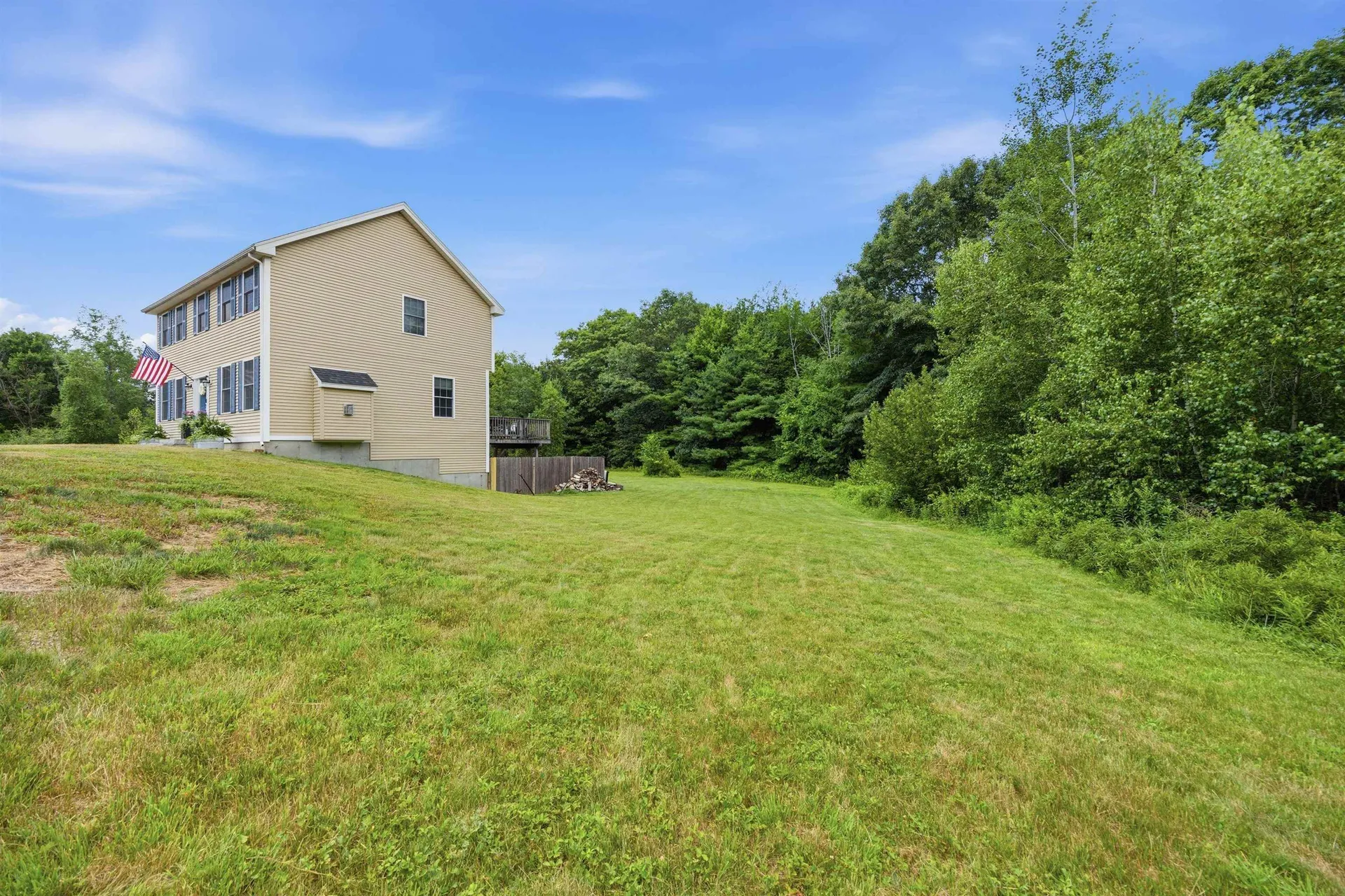 34 Dunbarton Center Road Bow NH 03304