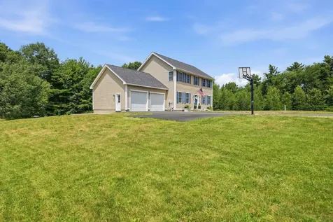 34 Dunbarton Center Road Bow NH 03304
