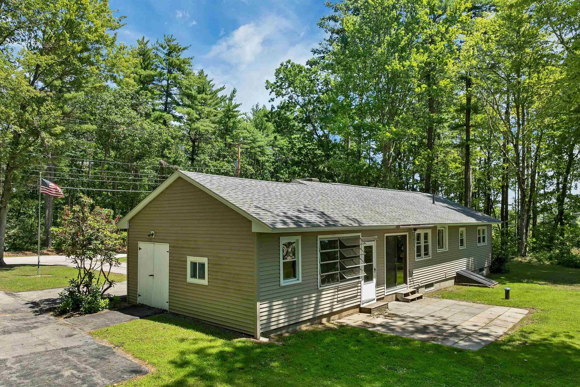 108 River Road Bow NH 03304