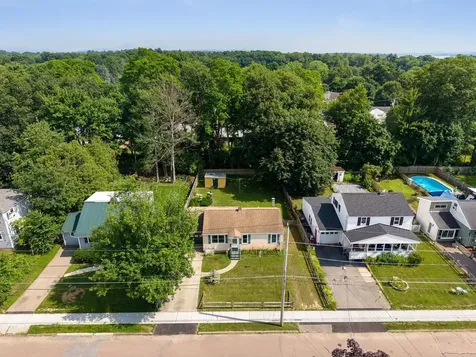 149 Woodlawn Road Burlington VT 05408