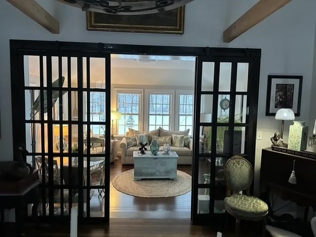 32 Concord Street Peterborough NH 03458