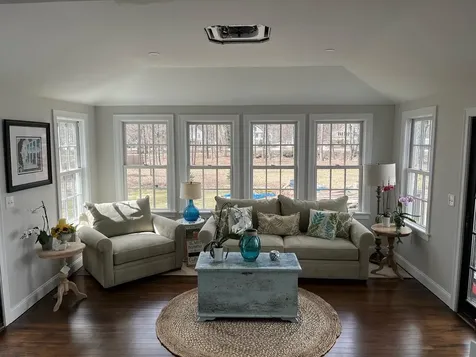 32 Concord Street Peterborough NH 03458