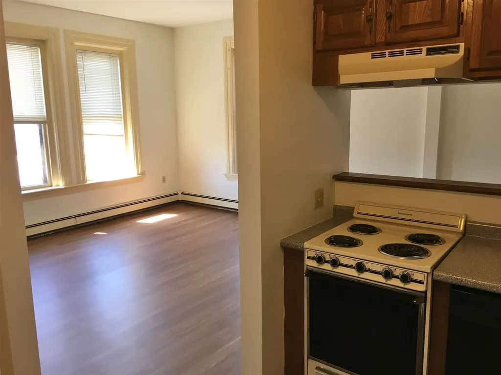 124 Orange Street Manchester NH 03102
