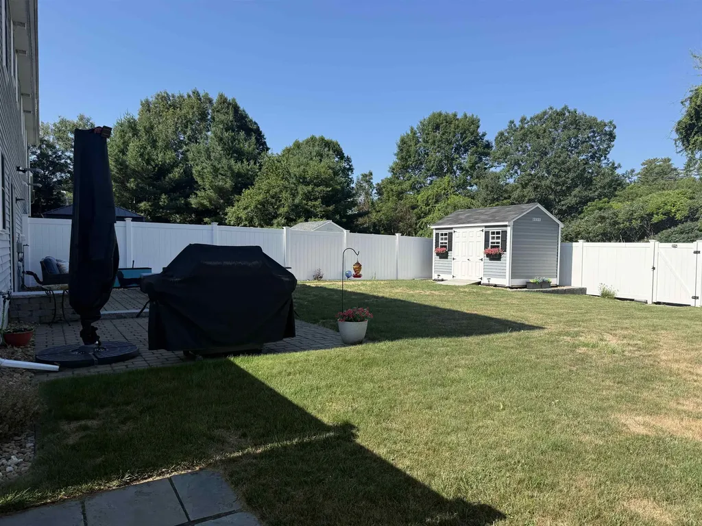 81 B Foggs Lane Seabrook NH 03874