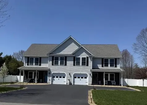 81 B Foggs Lane Seabrook NH 03874
