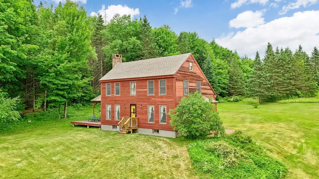 1539 Newark Street Newark VT 05871