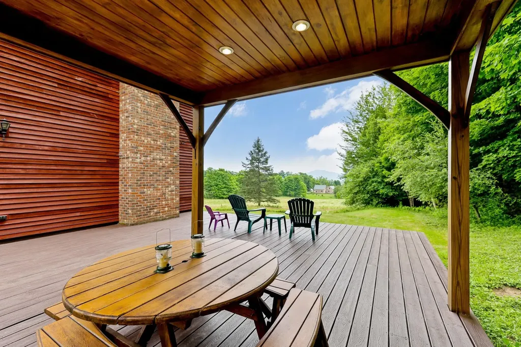 1539 Newark Street Newark VT 05871