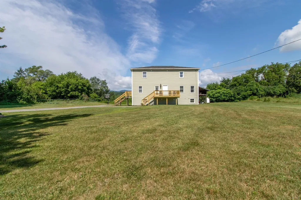 207 Pine Street Troy VT 05859
