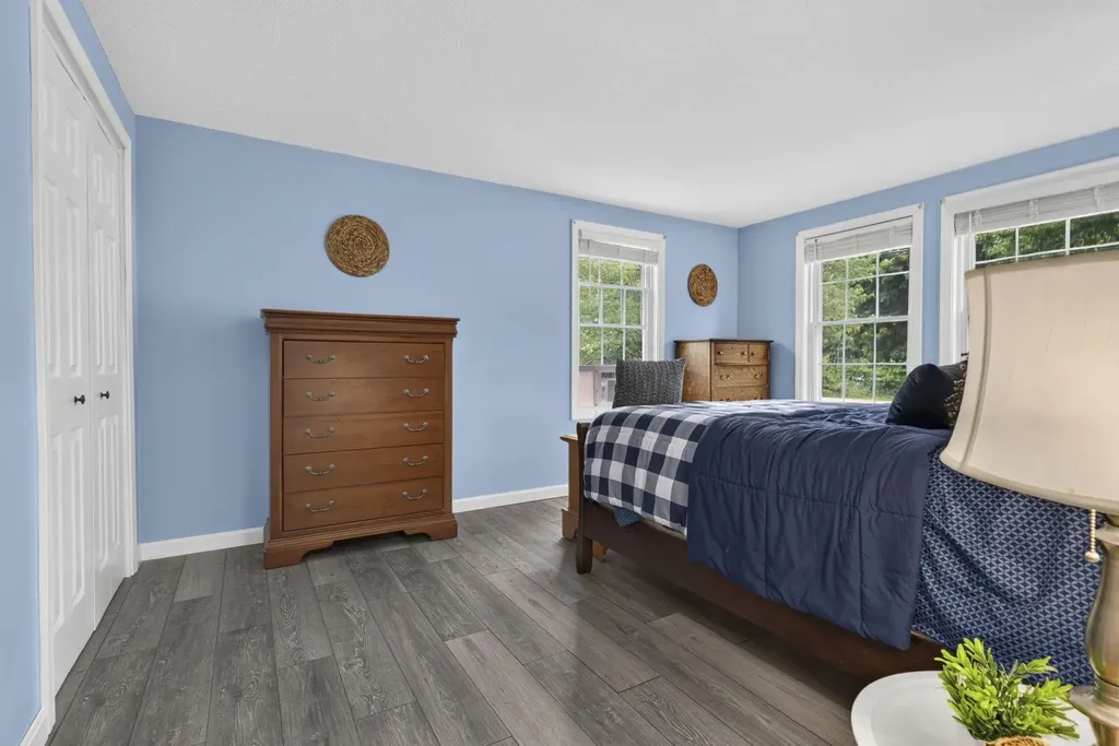 284 Corning Road Manchester NH 03109