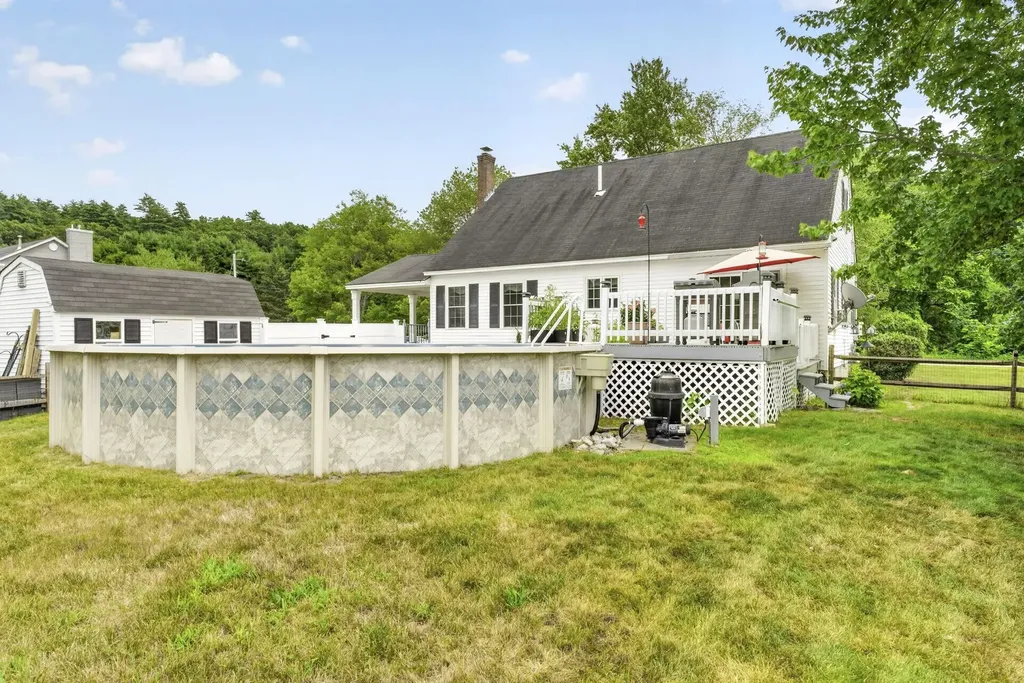 284 Corning Road Manchester NH 03109