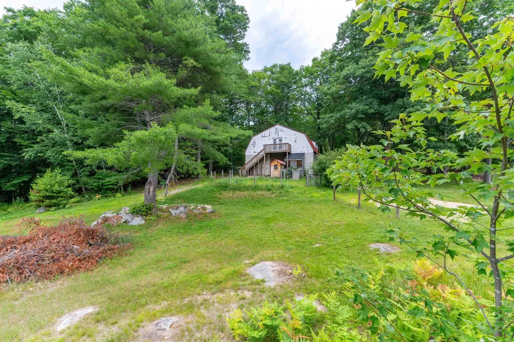 82 Champion Hill Road Effingham NH 03882