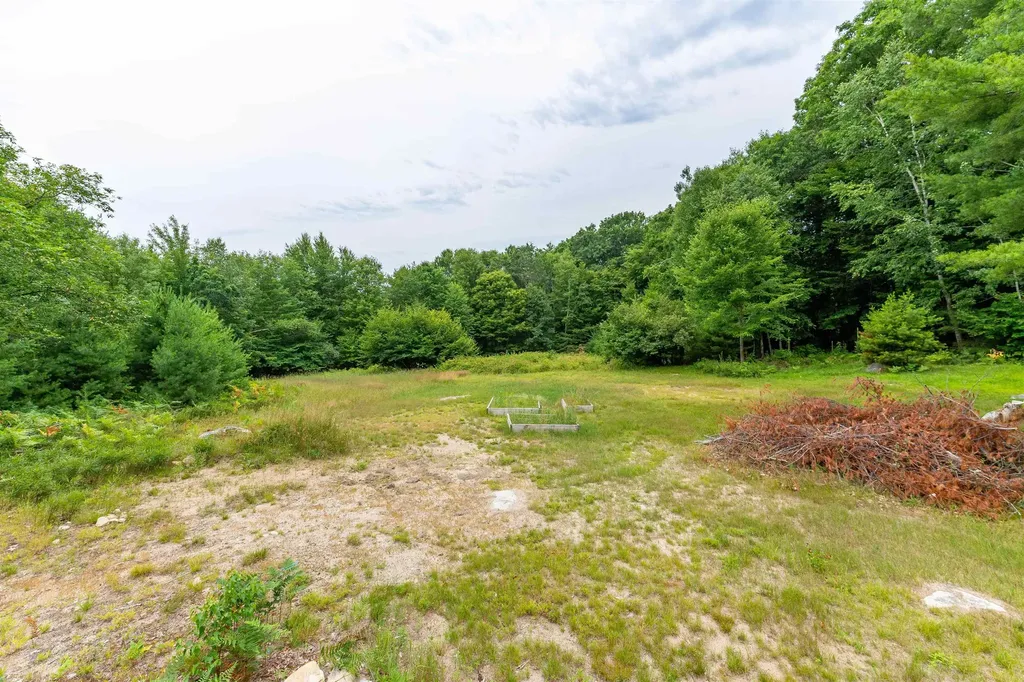 82 Champion Hill Road Effingham NH 03882
