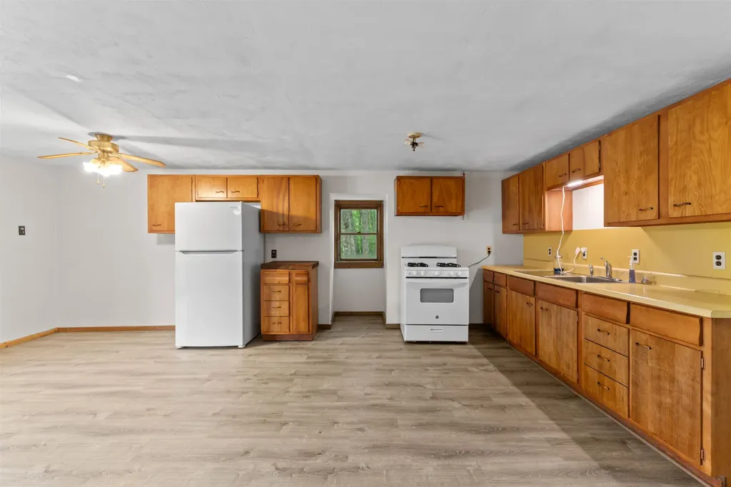 82 Champion Hill Road Effingham NH 03882