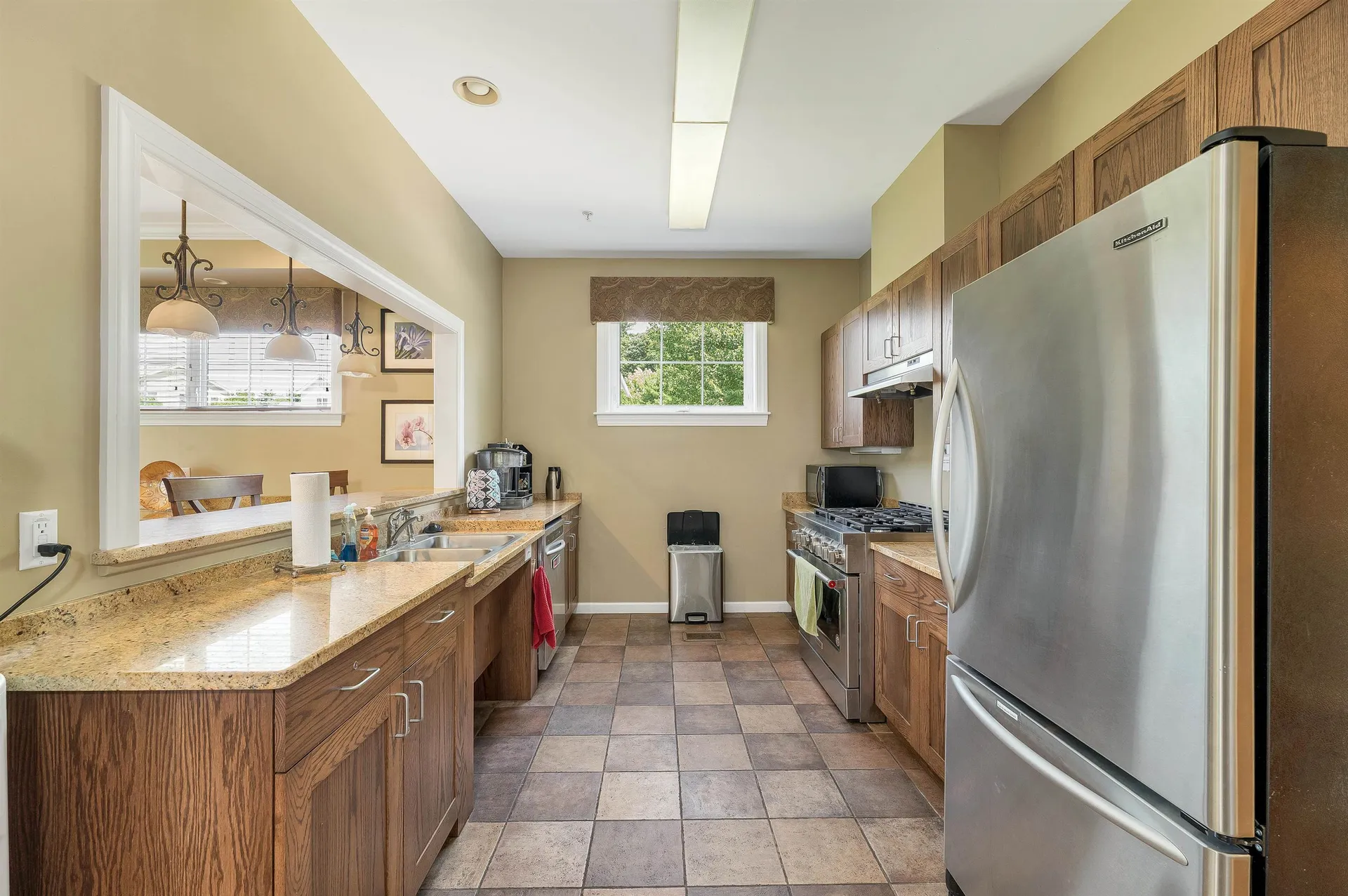 101 Centerwood Way Manchester NH 03102