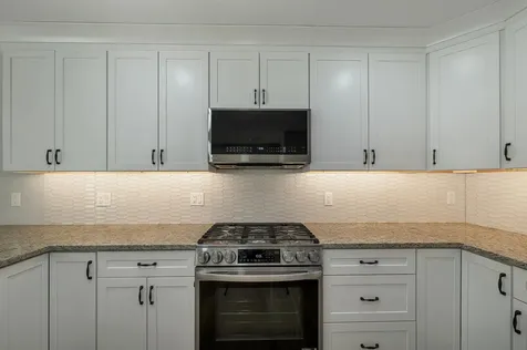 101 Centerwood Way Manchester NH 03102