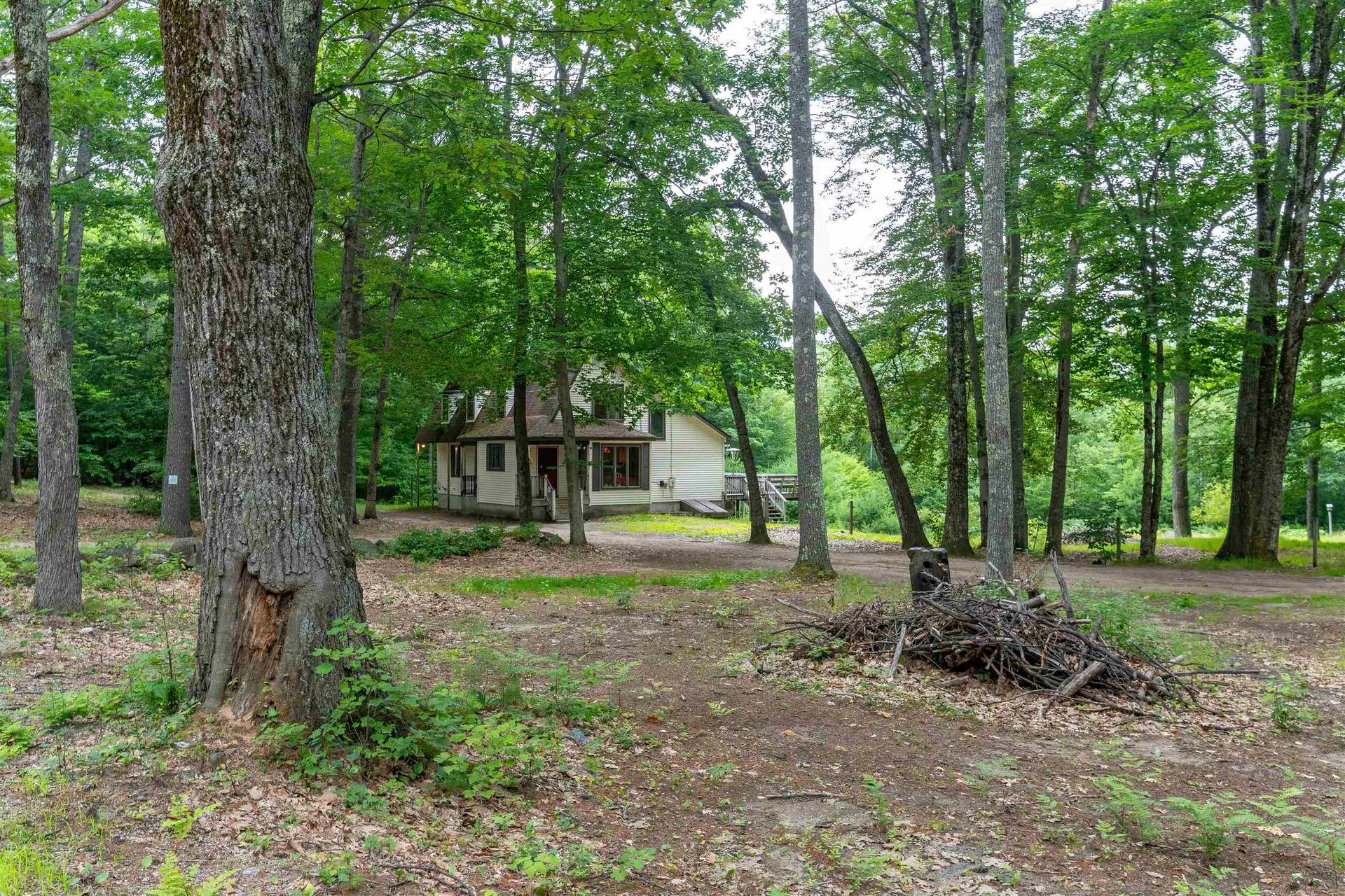 90 Champion Hill Road Effingham NH 03882