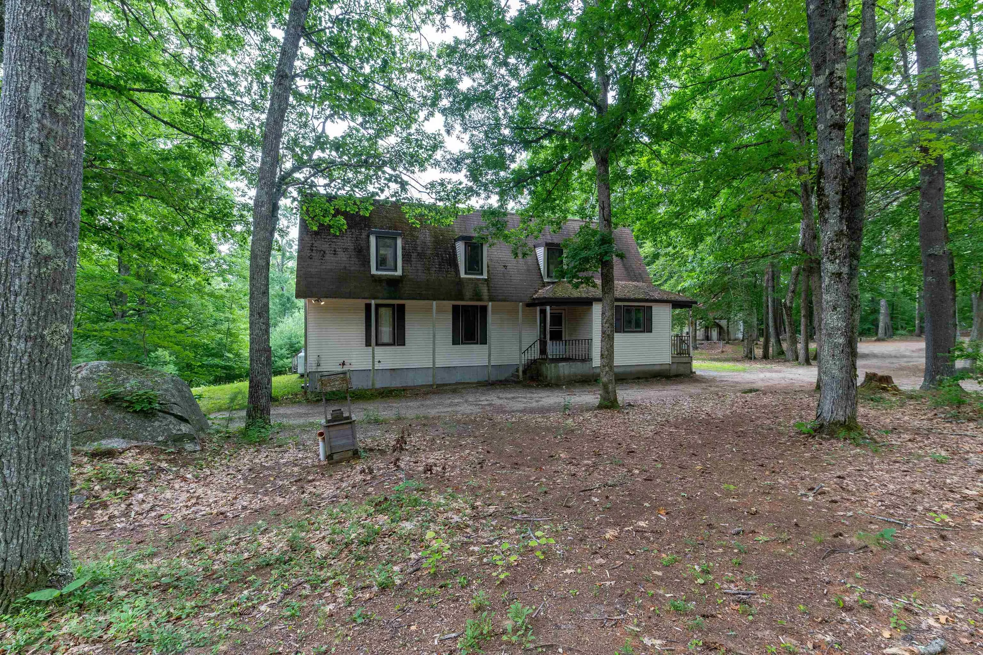 90 Champion Hill Road Effingham NH 03882
