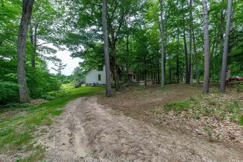 90 Champion Hill Road Effingham NH 03882