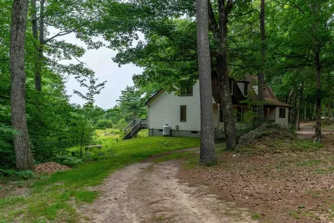 90 Champion Hill Road Effingham NH 03882