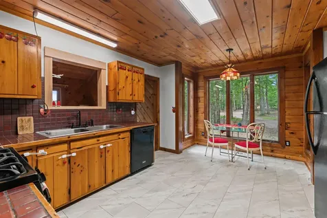 90 Champion Hill Road Effingham NH 03882