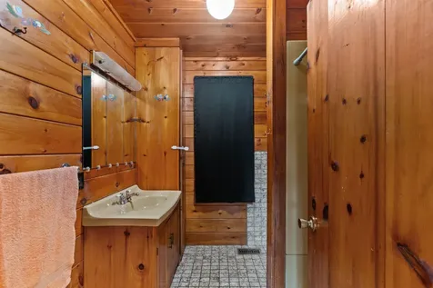 90 Champion Hill Road Effingham NH 03882