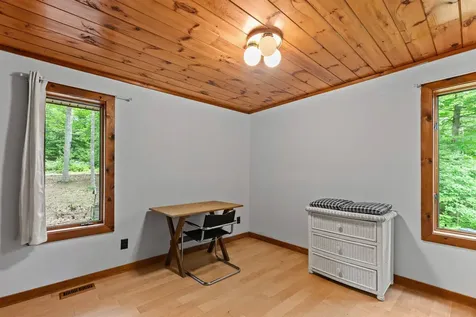 90 Champion Hill Road Effingham NH 03882