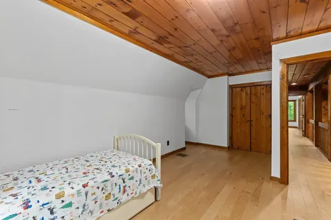 90 Champion Hill Road Effingham NH 03882