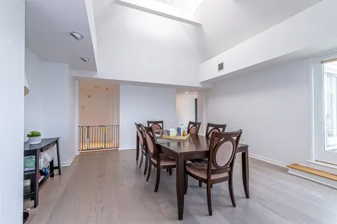 10 Mountain Laurels Drive Nashua NH 03062