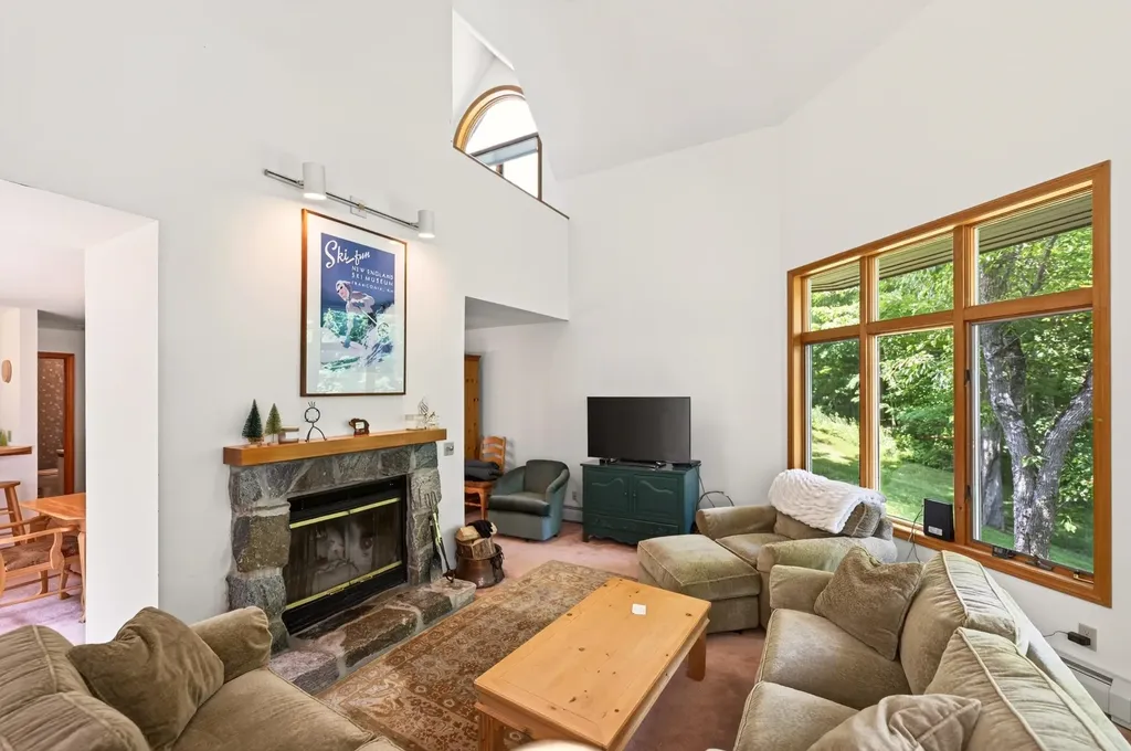 11 Dutchman Lane Wilmington VT 05363