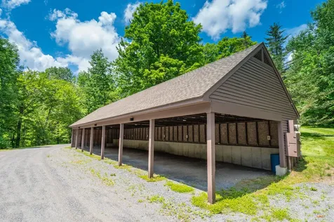 11 Dutchman Lane Wilmington VT 05363