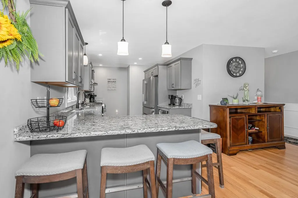 289B Webster Street Hudson NH 03051