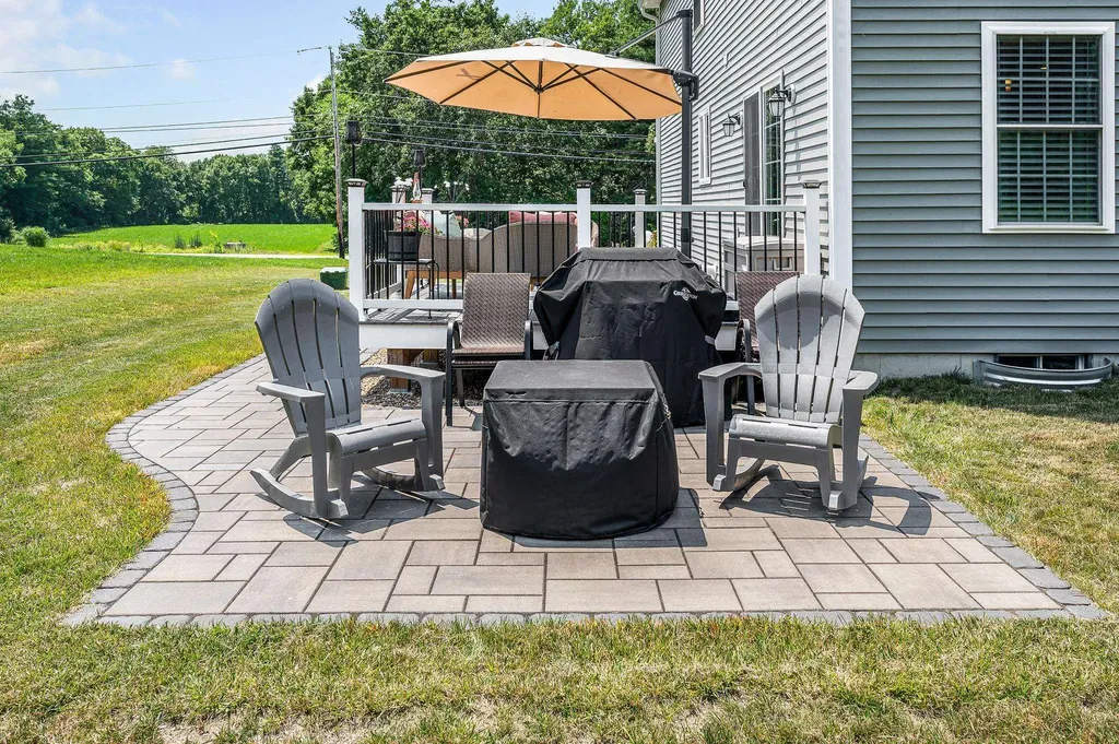 289B Webster Street Hudson NH 03051
