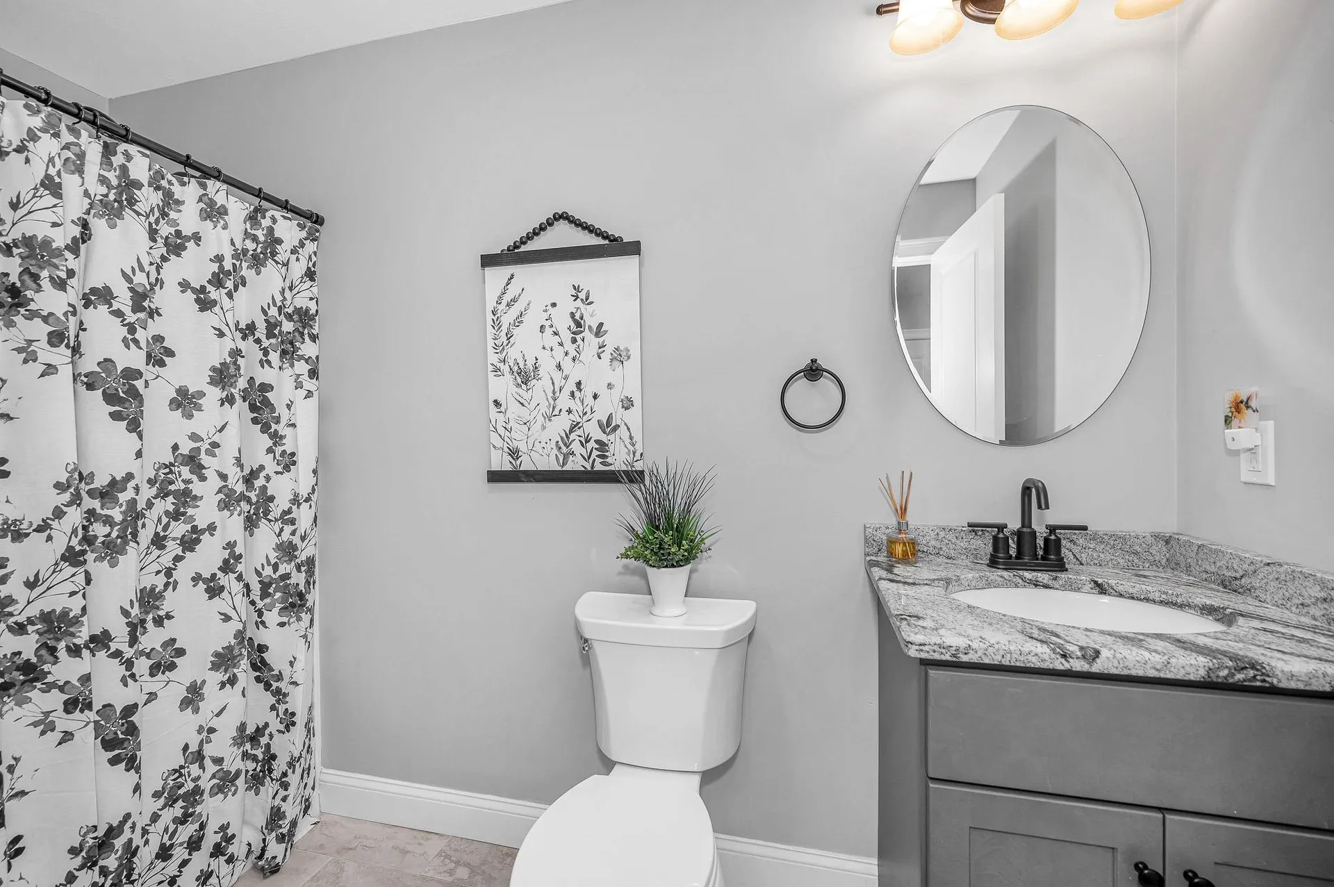 289B Webster Street Hudson NH 03051