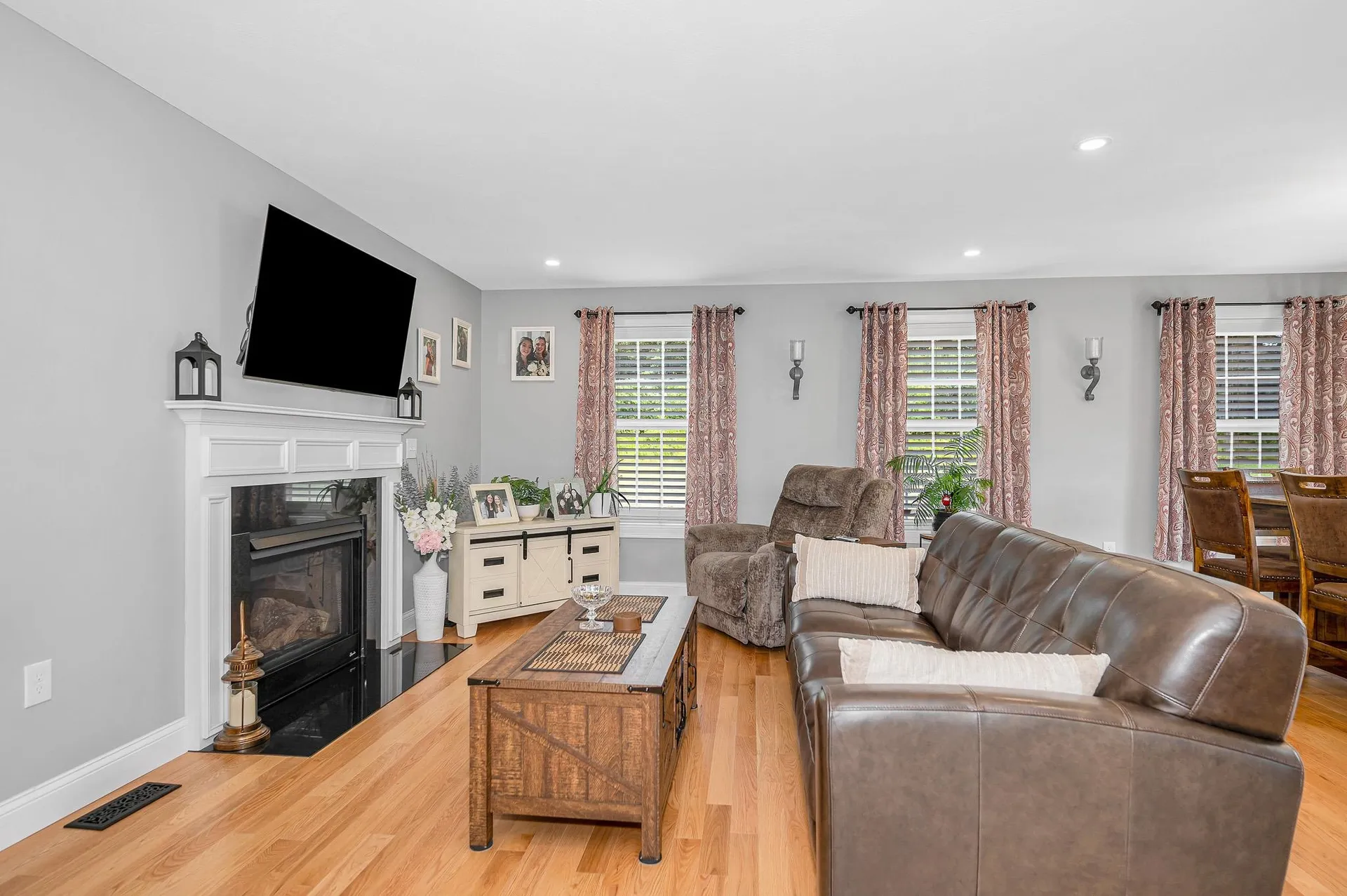 289B Webster Street Hudson NH 03051