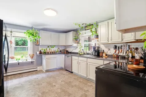 180 Hill Road Franklin NH 03235