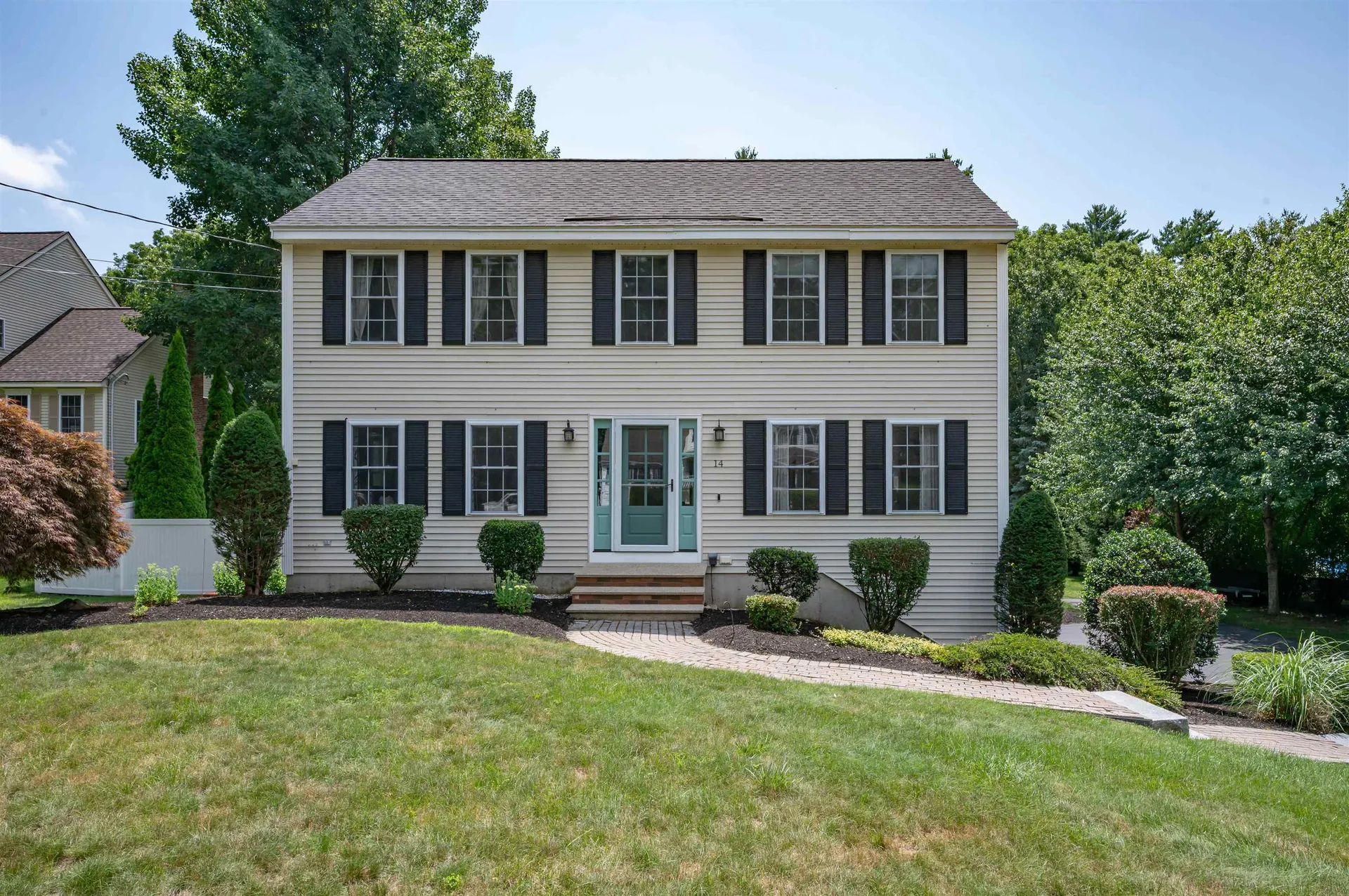 14 Village Drive Atkinson NH 03811