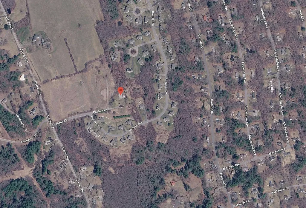31 Pasture Lane Pelham NH 03076