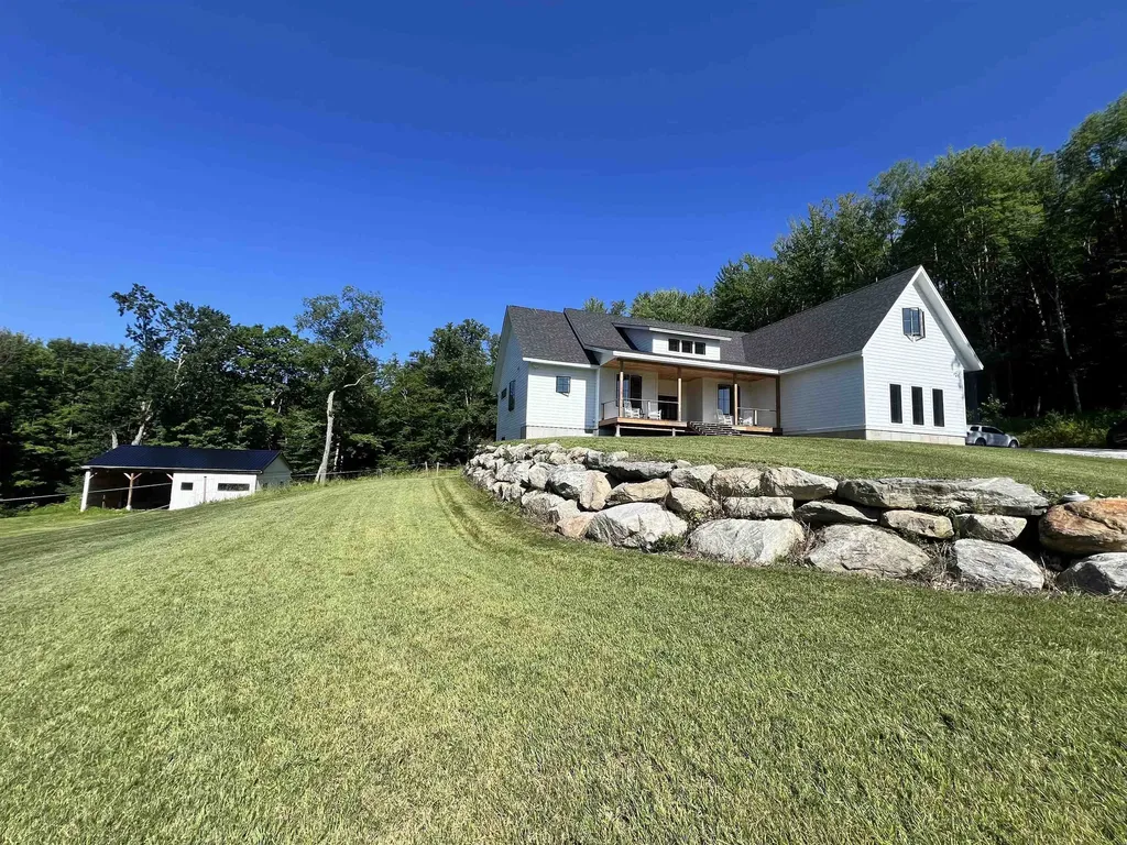 791 Journey End Mendon VT 05701